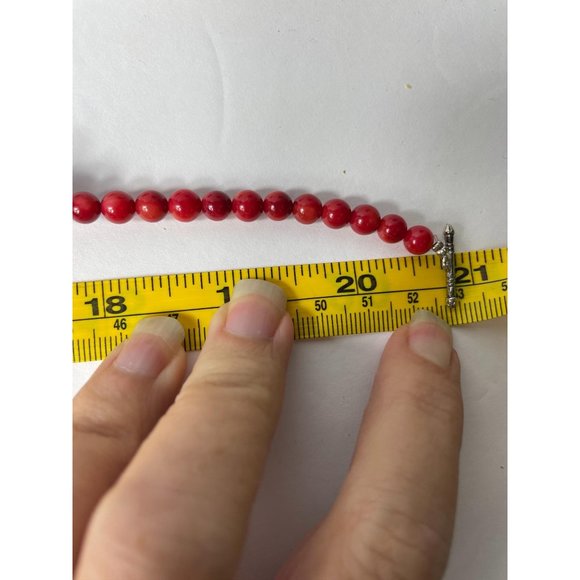 VINTAGE GENUINE RED CORAL BIB TOGGLE NECKLACE - Picture 4 of 8